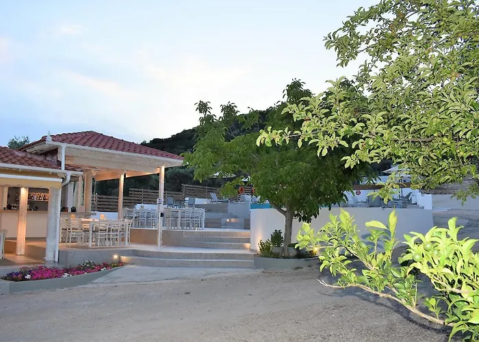 Irini Patira Apartament Potos